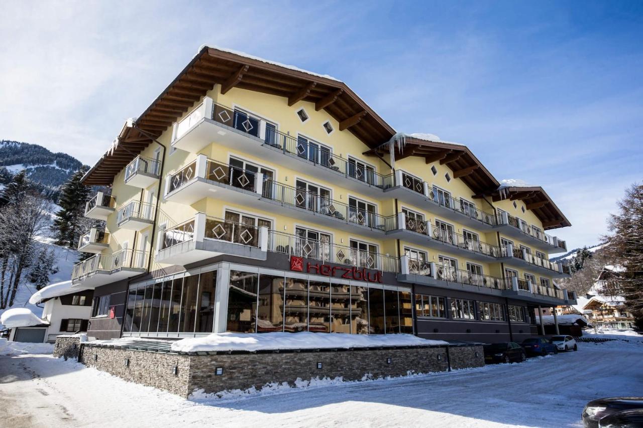 Hotel Herzblut Saalbach Extérieur photo