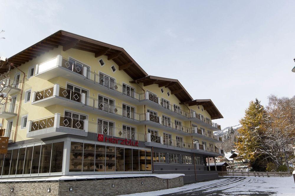 Hotel Herzblut Saalbach Extérieur photo